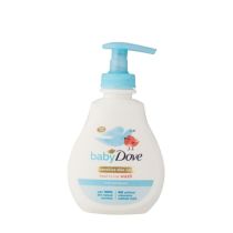 Baby Dove Sensitive Head to Toe Wash Moisture 200ml bottle beside a baby bath
