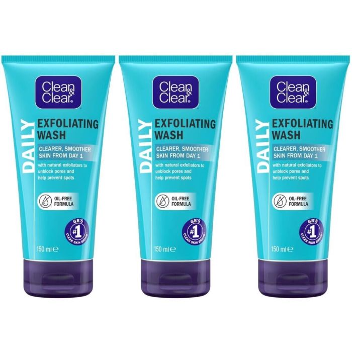 Clean & Clear Oil-Free Exfoliating Daily Face Wash 150ml - Pack of 3